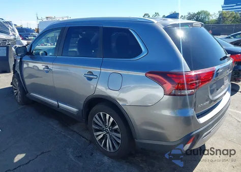 2020 Mitsubishi Outlander Le 2.4/Se 2.4/Sel 2.4/Sp 2.4 z USA, uszkodzony, nr VIN JA4AD3A32LZ036785